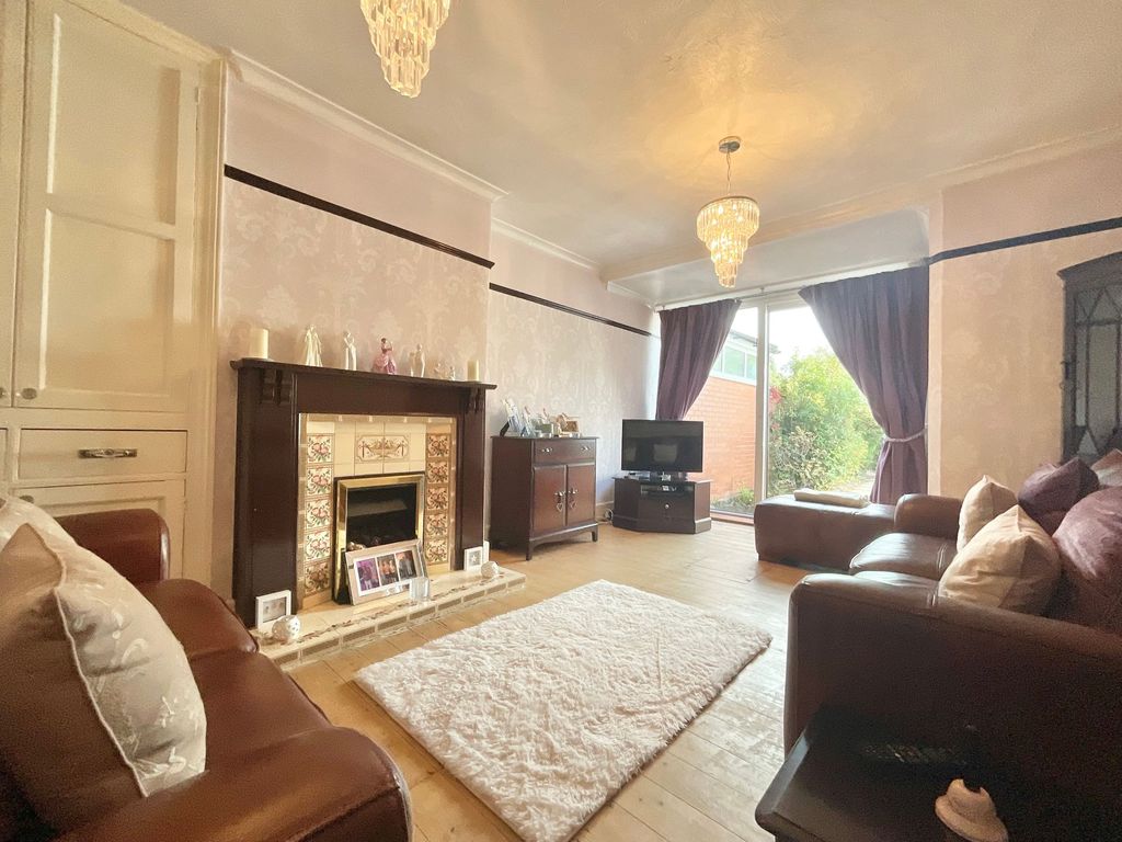 Property photo 3 of 21