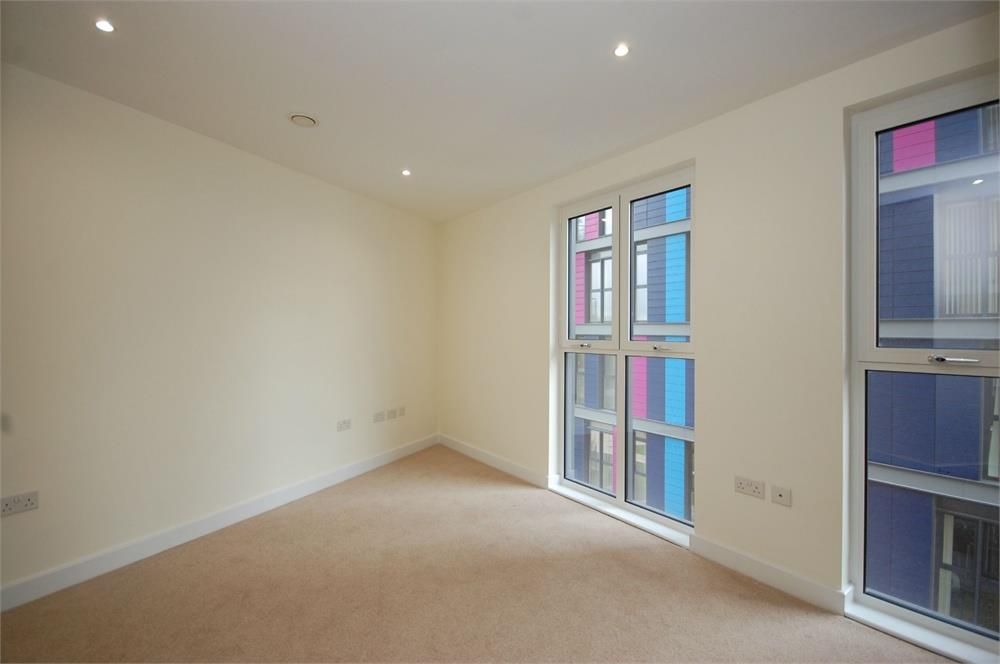 Property photo 3 of 5 3