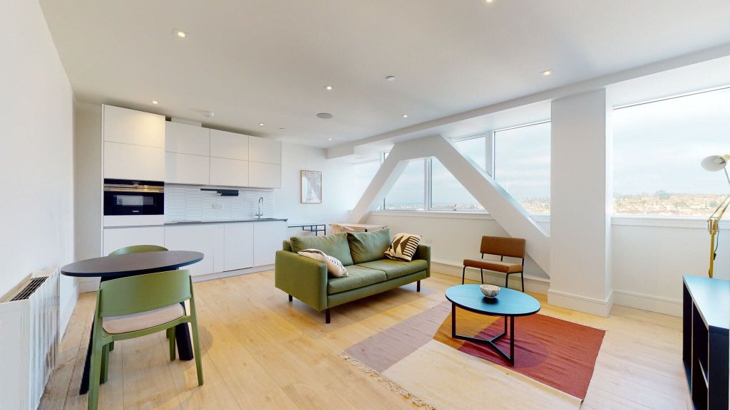 Property photo 1 of 15 Living Room