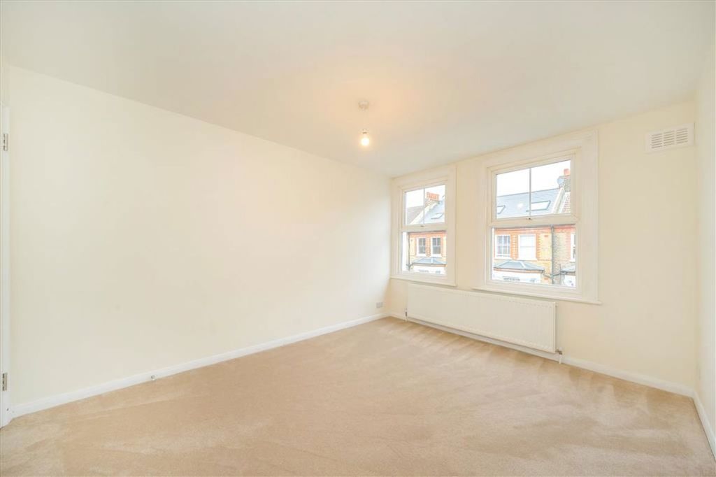 Property photo 3 of 8