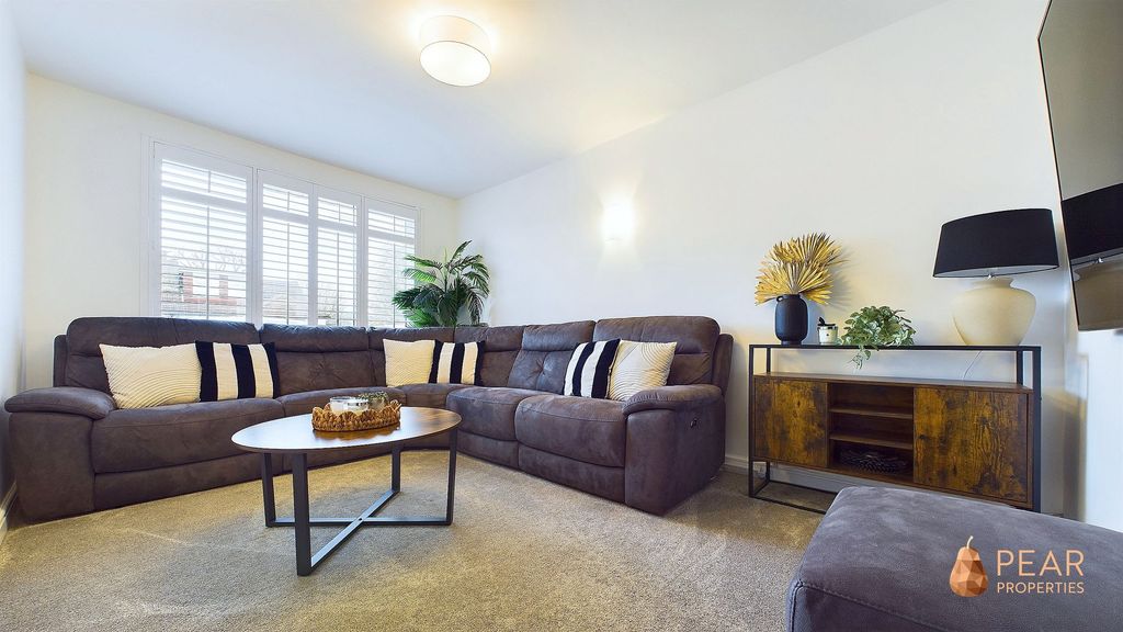 Property photo 3 of 20