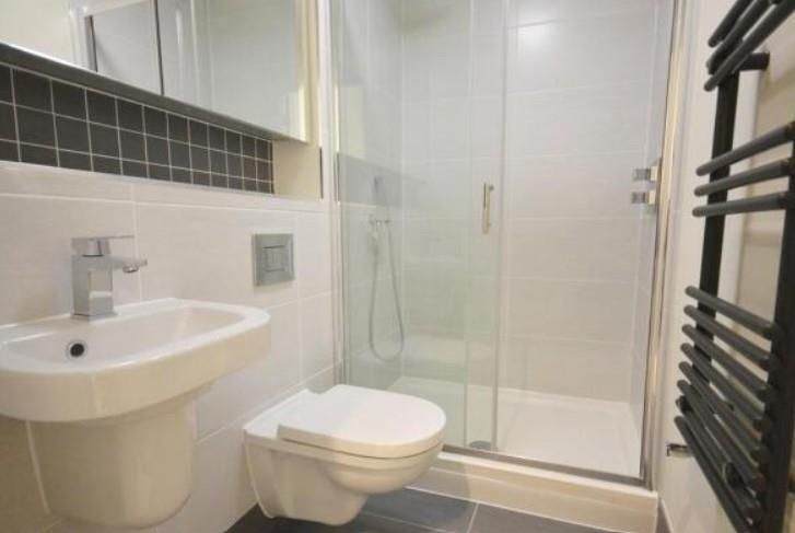 Property photo 2 of 8 En Suite.Jpg