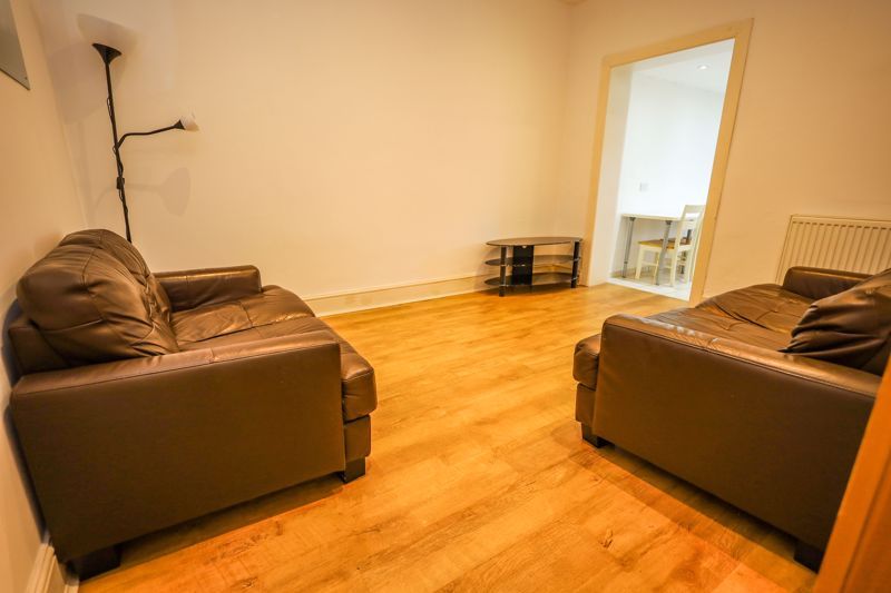 Property photo 3 of 14 Photo 17