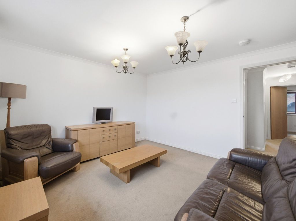 Property photo 3 of 20 Picture 3