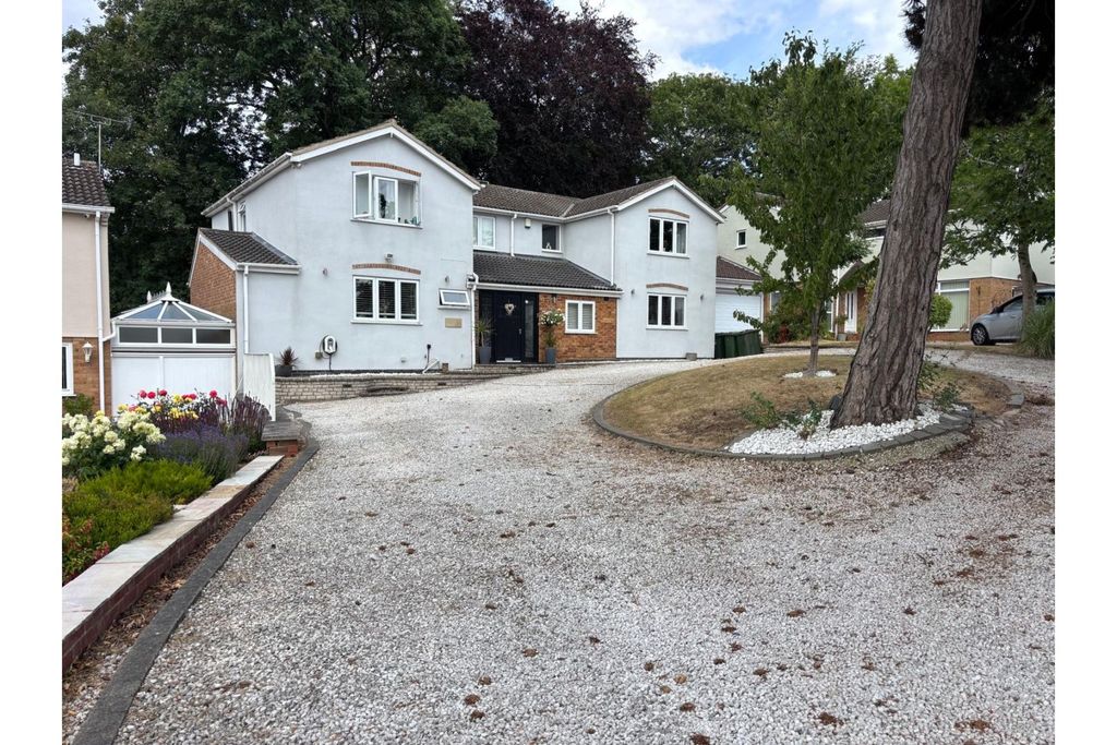 Property photo 1 of 22