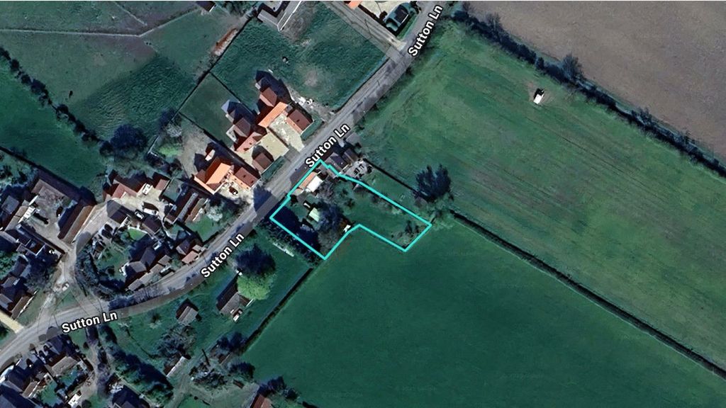 Property photo 1 of 17 Site