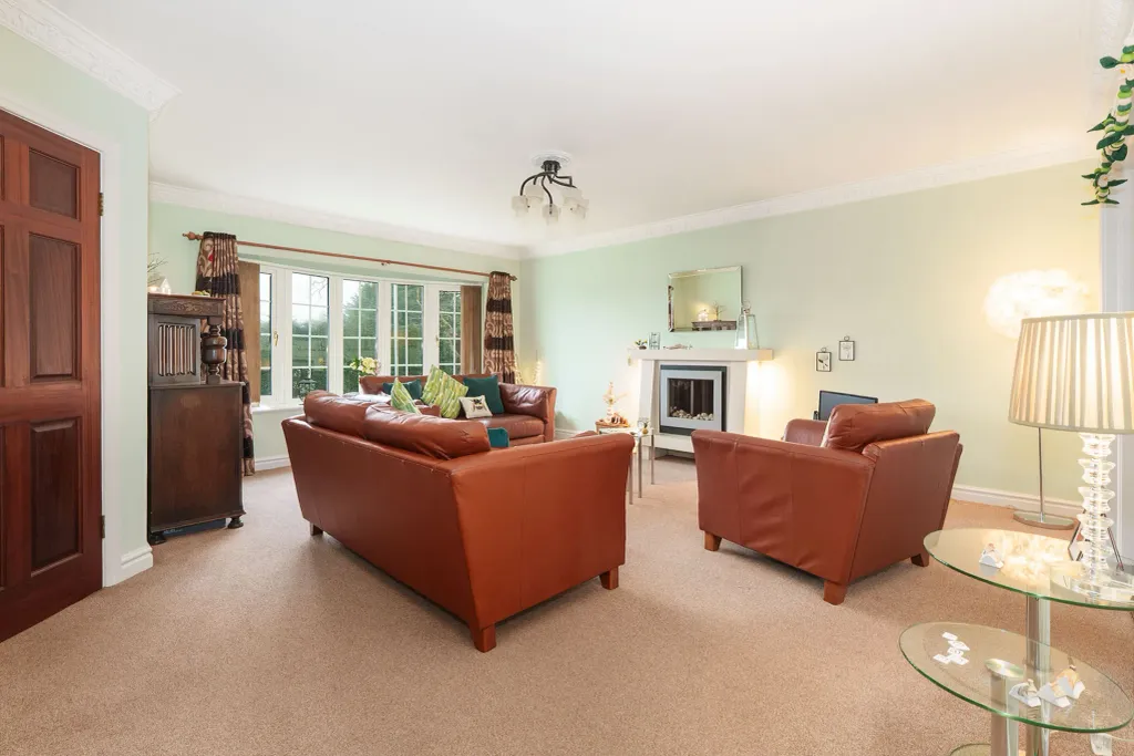 Property photo 3 of 22