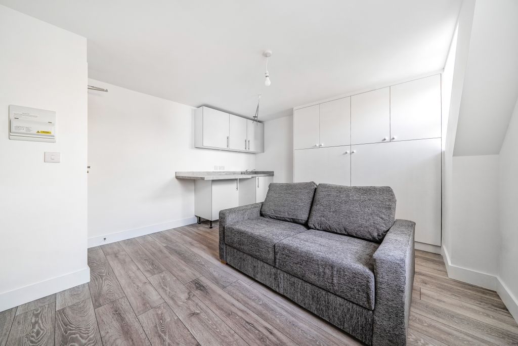 Property photo 2 of 6 1104795 (2)