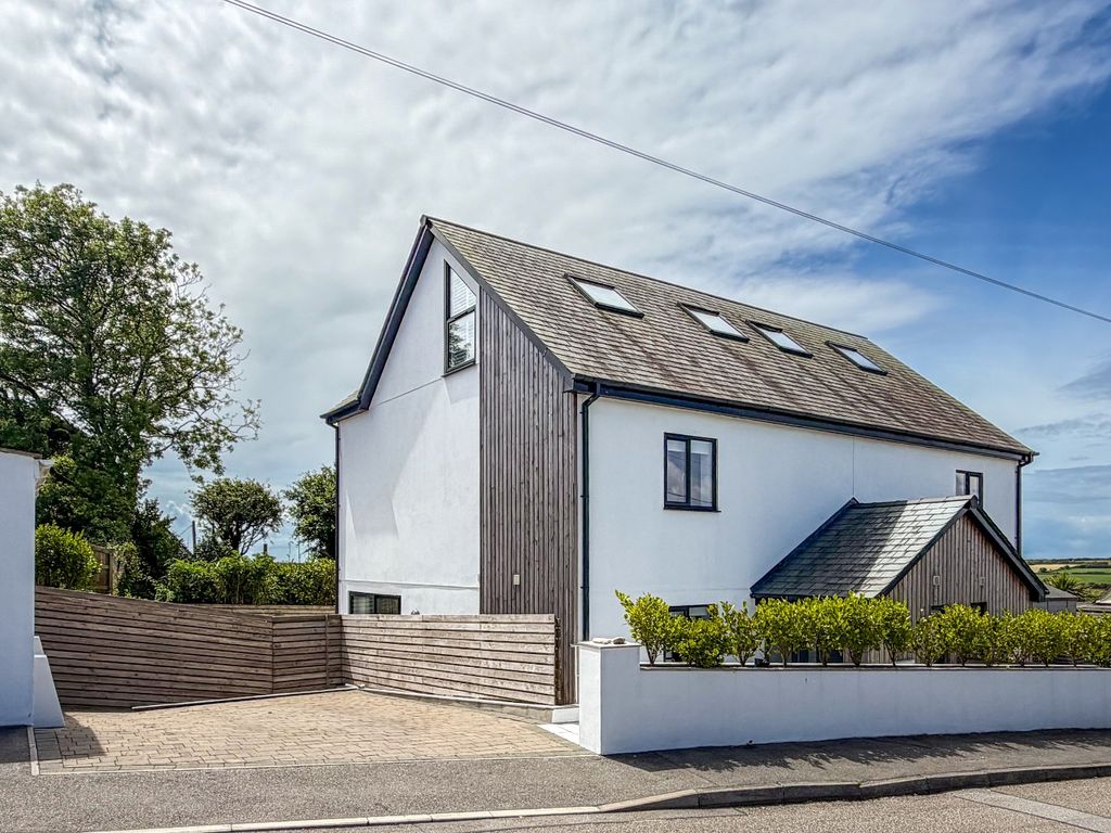 Property photo 1 of 24 5137640