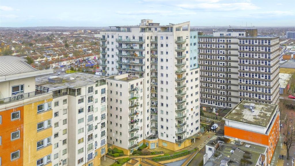 Property photo 1 of 11 01.Jpg