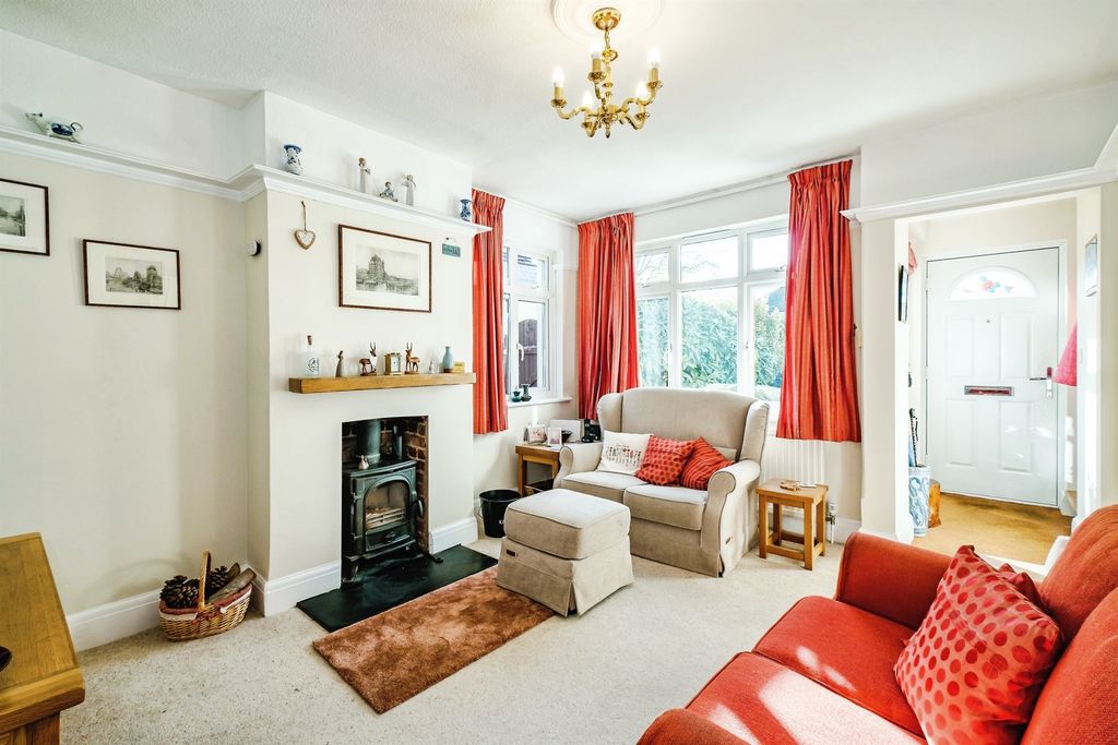 Property photo 2 of 18