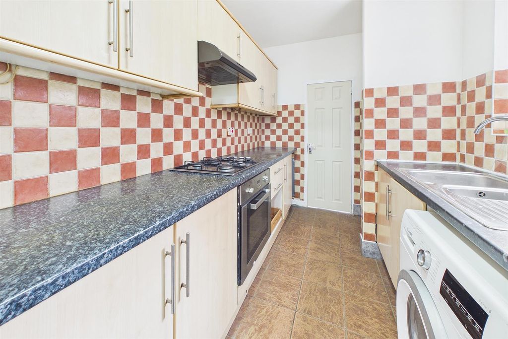 Property photo 2 of 15