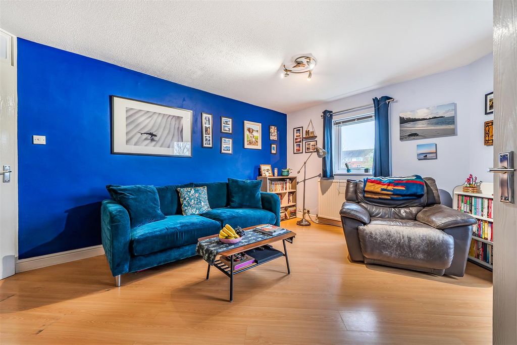 Property photo 2 of 12 1424268-5-69B2d4c2Ae38A.Jpg