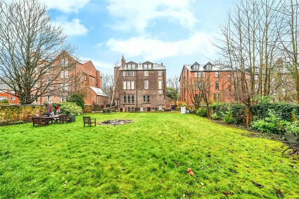 Property photo 3 of 12