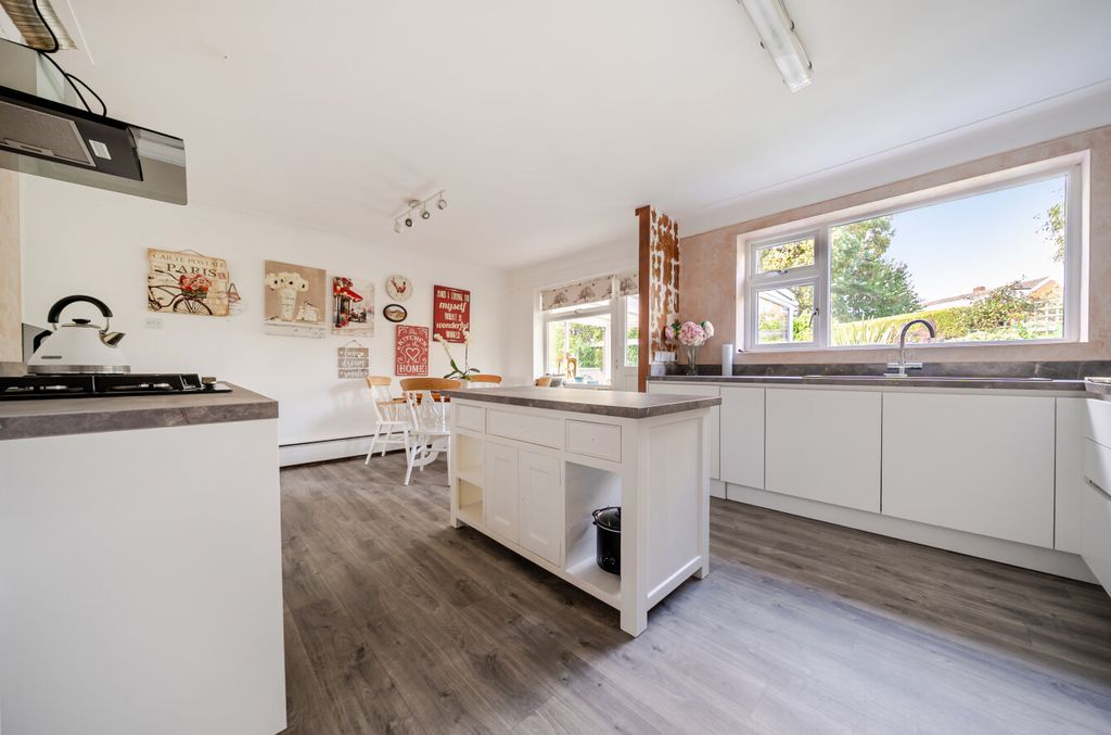 Property photo 3 of 20 1522446-16-1A0Ab0...