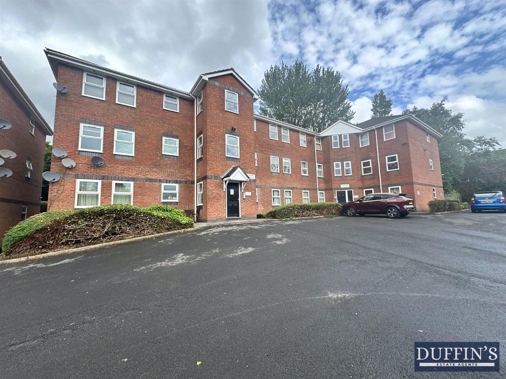 Property photo 2 of 5 External