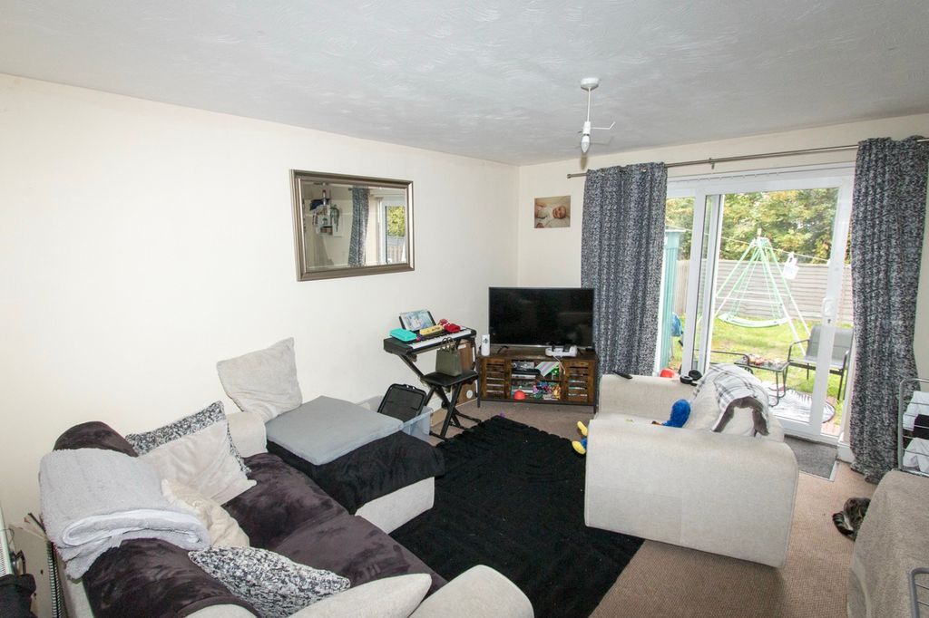 Property photo 2 of 24