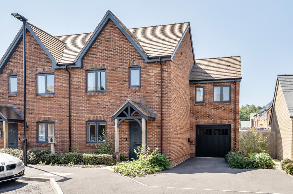 Property photo 1 of 14 1484069-2-6A3E867...