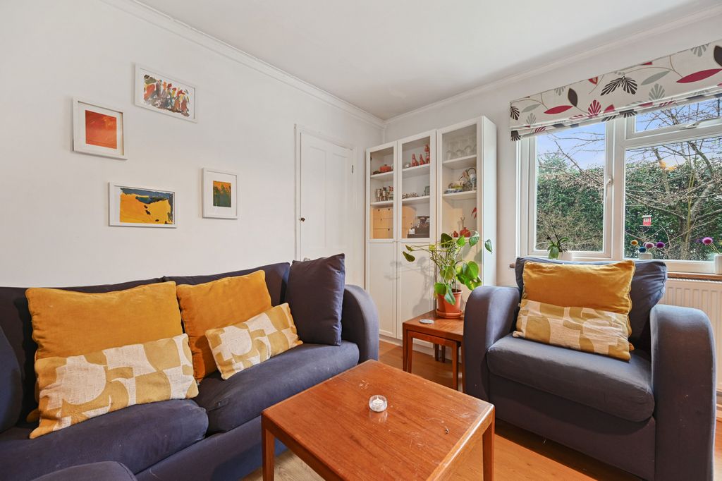 Property photo 2 of 9 Gallery