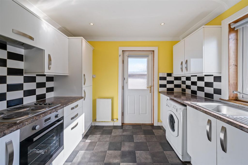 Property photo 3 of 23 5.Jpg
