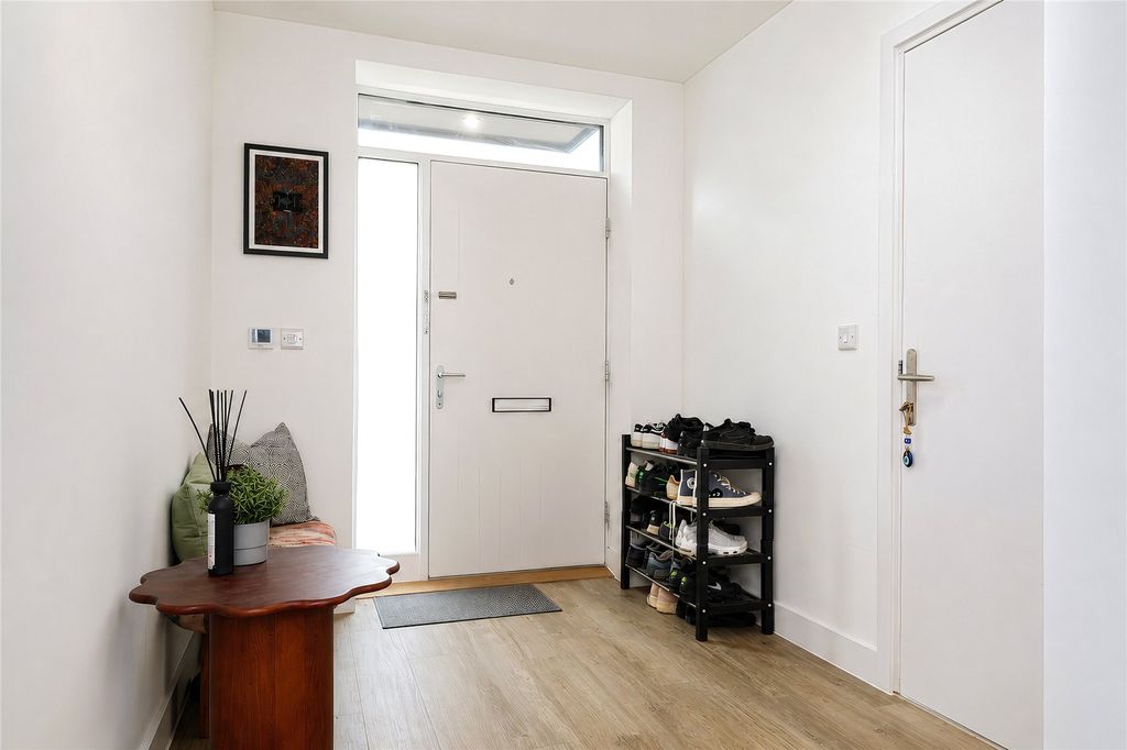 Property photo 2 of 15 Picture No. 06