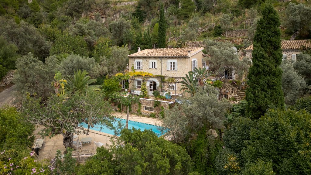 Property photo 1 of 33 Deia-1.Jpg