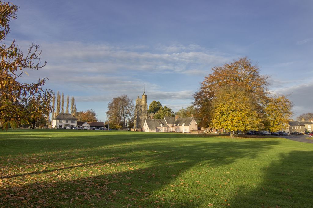 Property photo 2 of 38