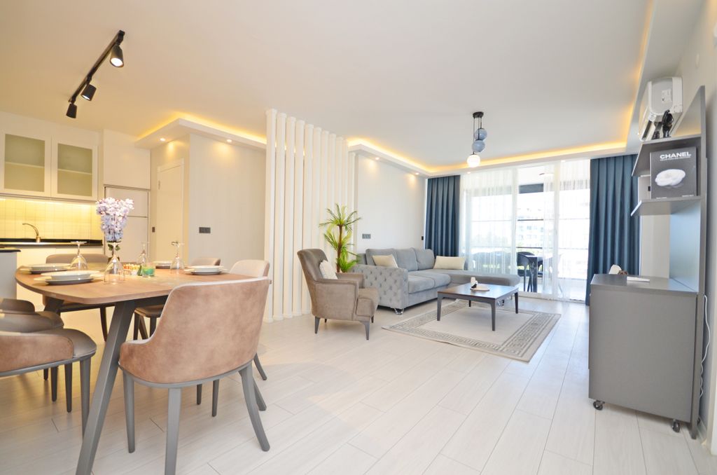 Property photo 2 of 25 Exceptional Apartment For Sale In Alanya - An Open-Plan Living Space Upon Entry