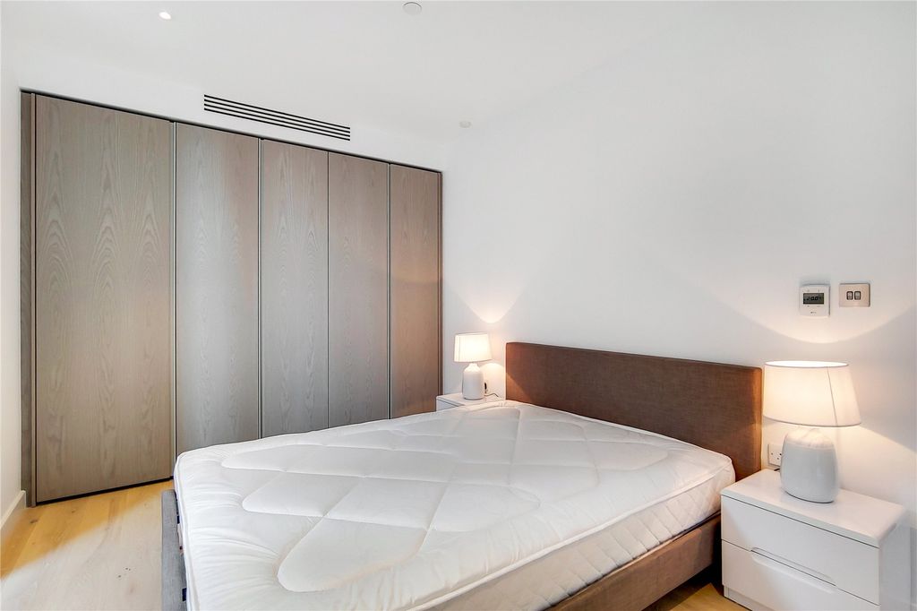 Property photo 3 of 14 Picture No. 20