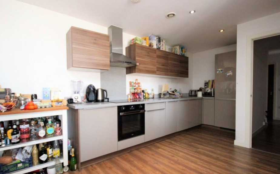 Property photo 2 of 9