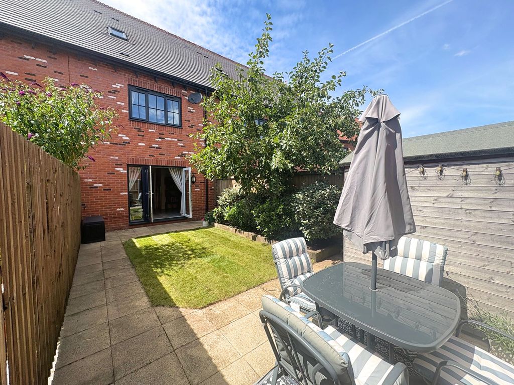 Property photo 3 of 24