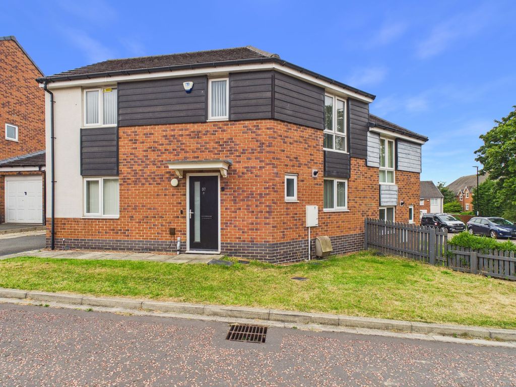 Property photo 1 of 15 Front External