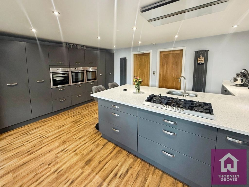 Property photo 3 of 29 Picture No. 18