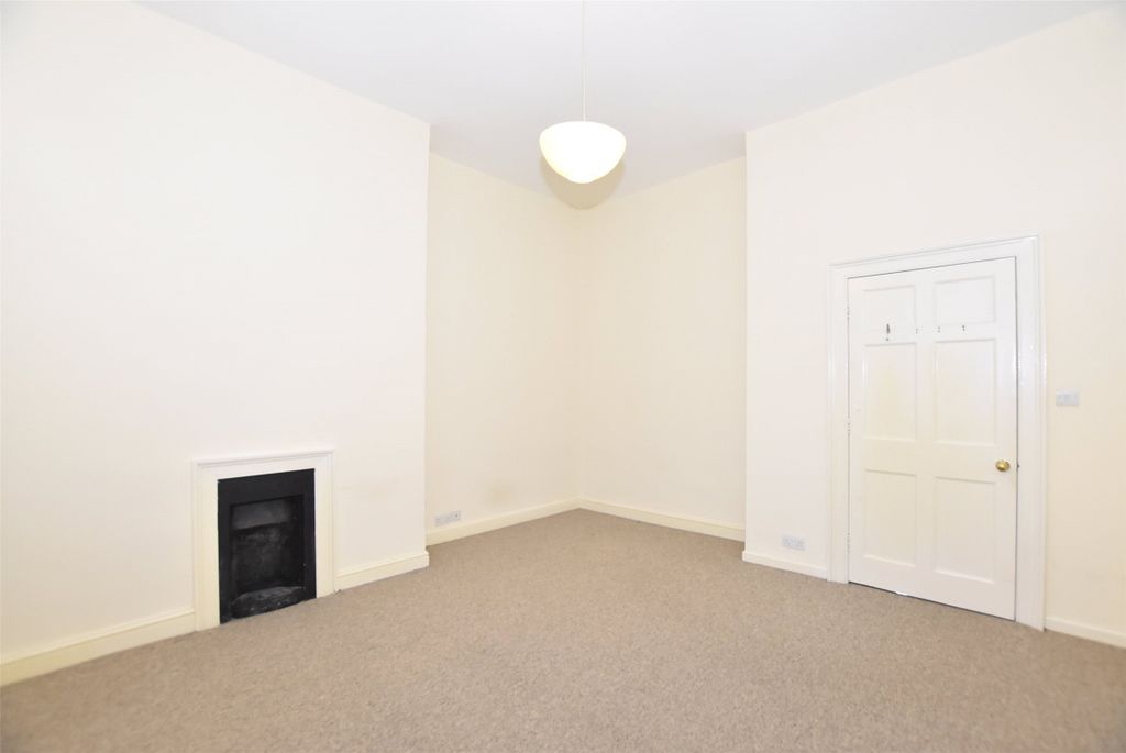 Property photo 3 of 7 Bedroom