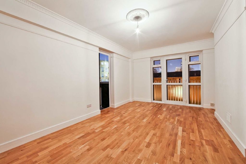 Property photo 3 of 6