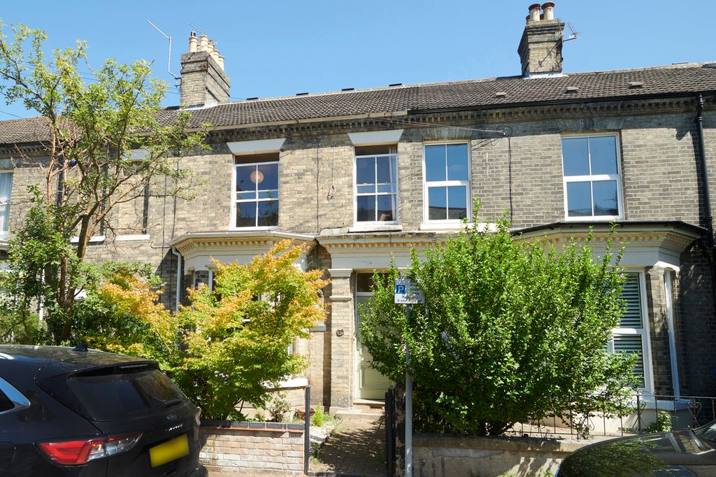 Property photo 1 of 22