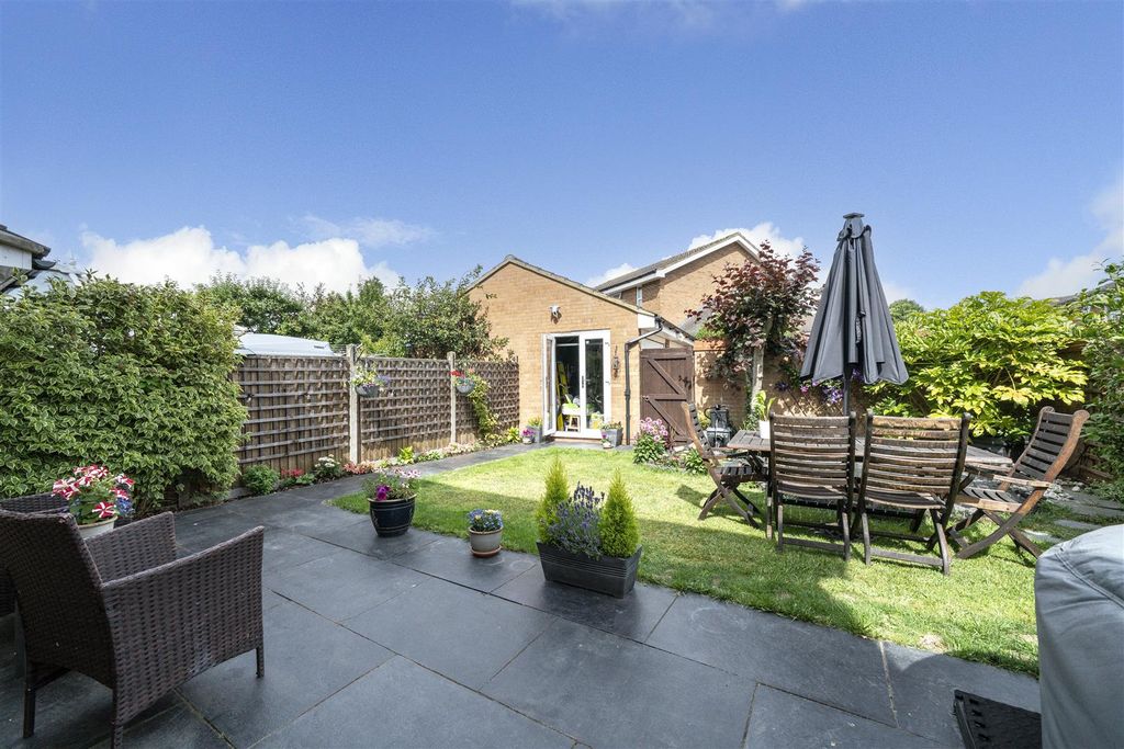 Property photo 3 of 19