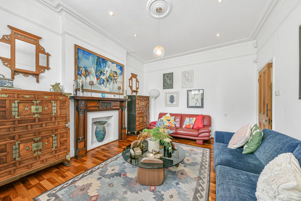 Property photo 2 of 29