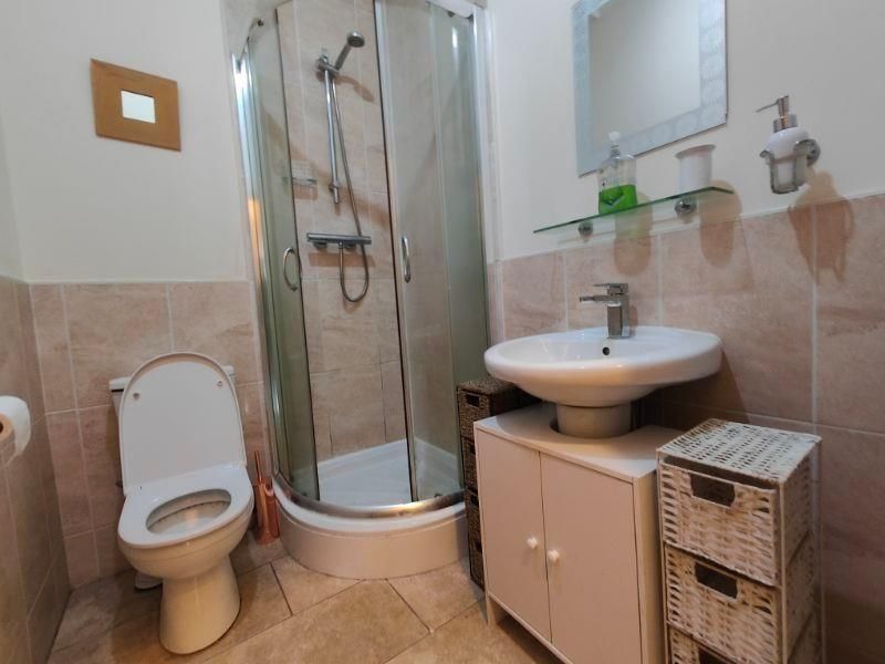 Property photo 3 of 5 Bathroom