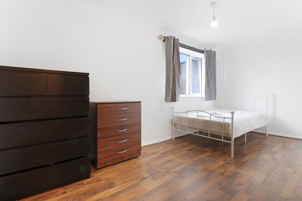 Property photo 2 of 15 Gallery