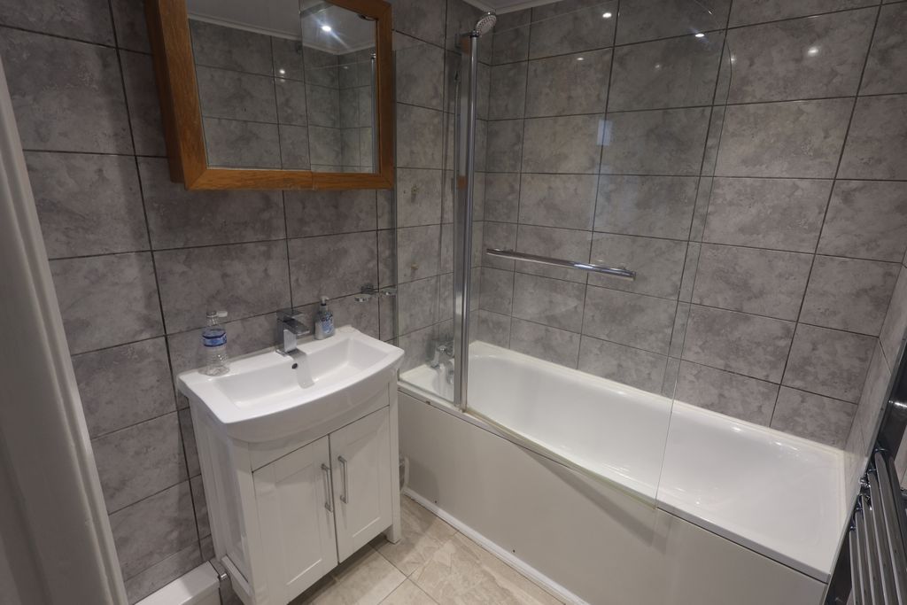 Property photo 3 of 6 Img_0476