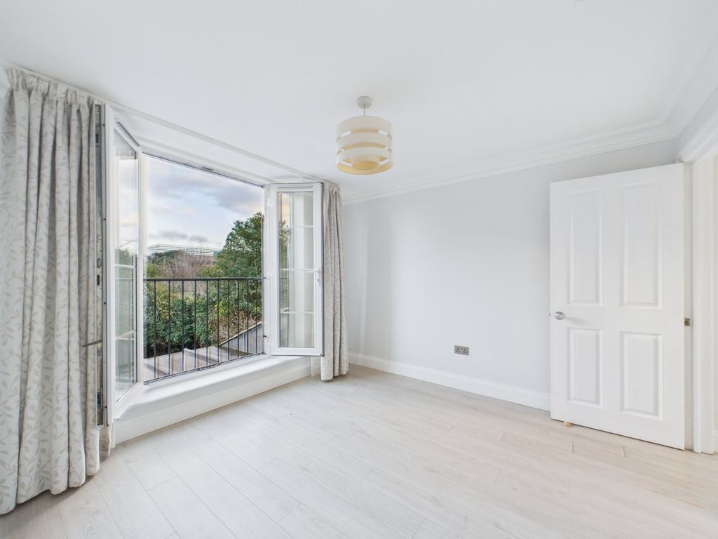 Property photo 2 of 16 Picture No. 60