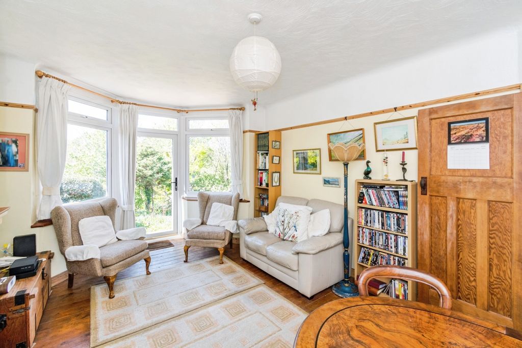 Property photo 3 of 20 Pbox-Img.Jpg