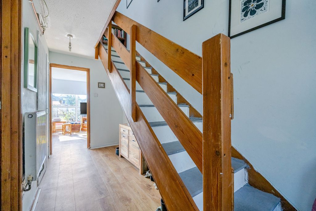Property photo 3 of 18 1513468-4-1A05c63...