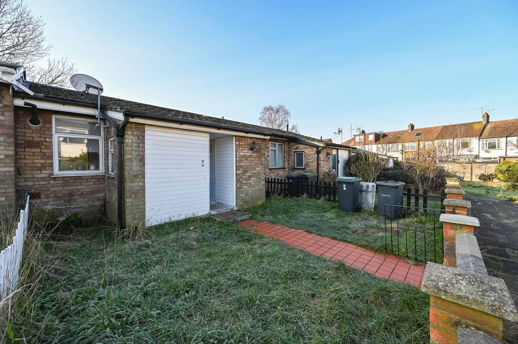 Property photo 1 of 4