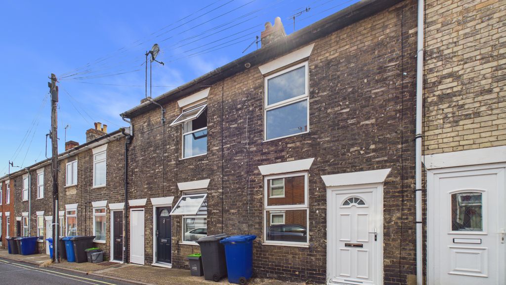 Property photo 1 of 8