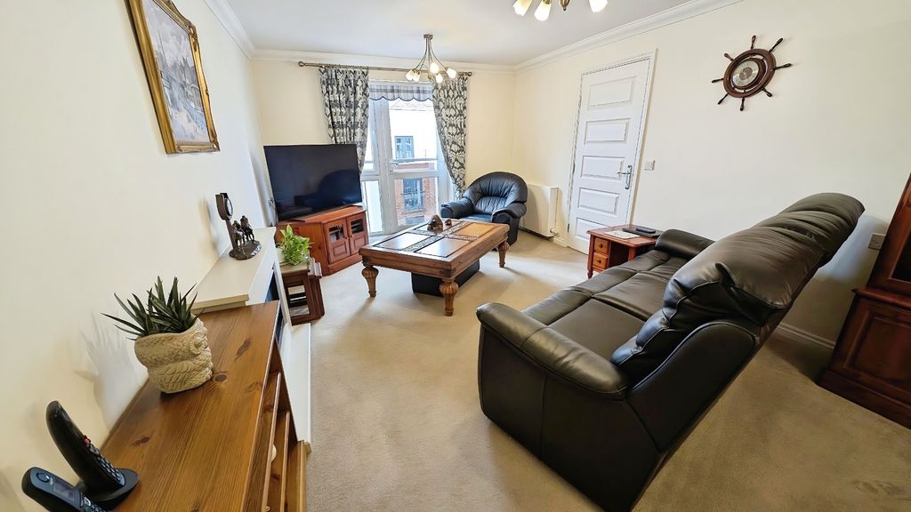 Property photo 2 of 18 Pbox-Img.Jpg