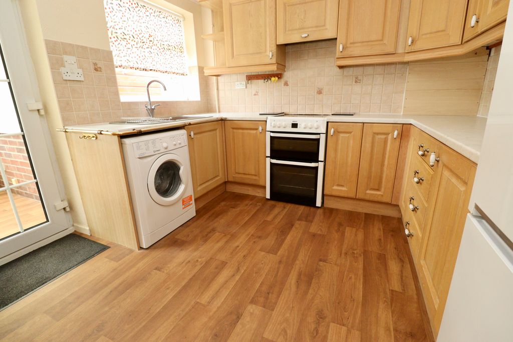 Property photo 2 of 12 Img_6505