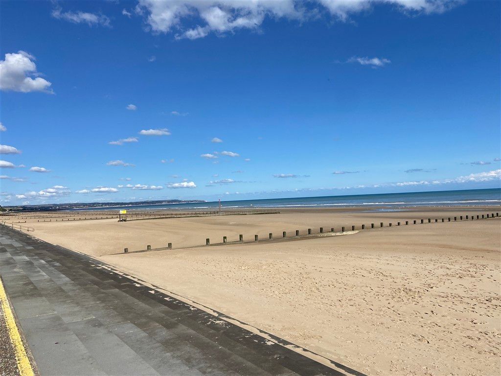 Property photo 2 of 19 Beach