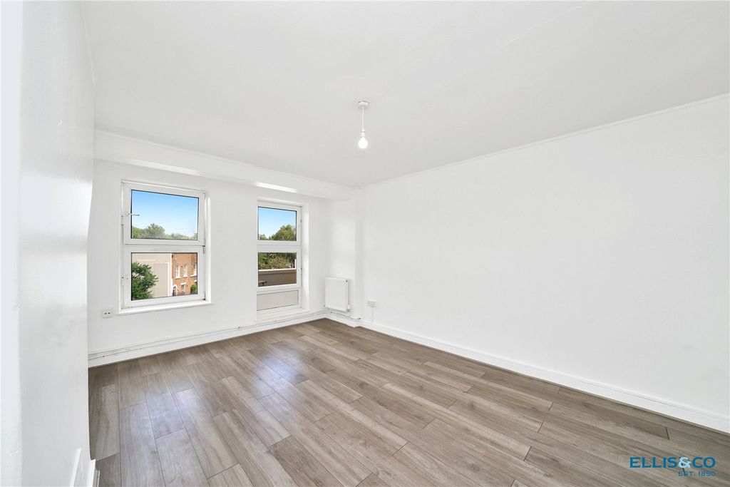Property photo 3 of 16 Picture No. 04